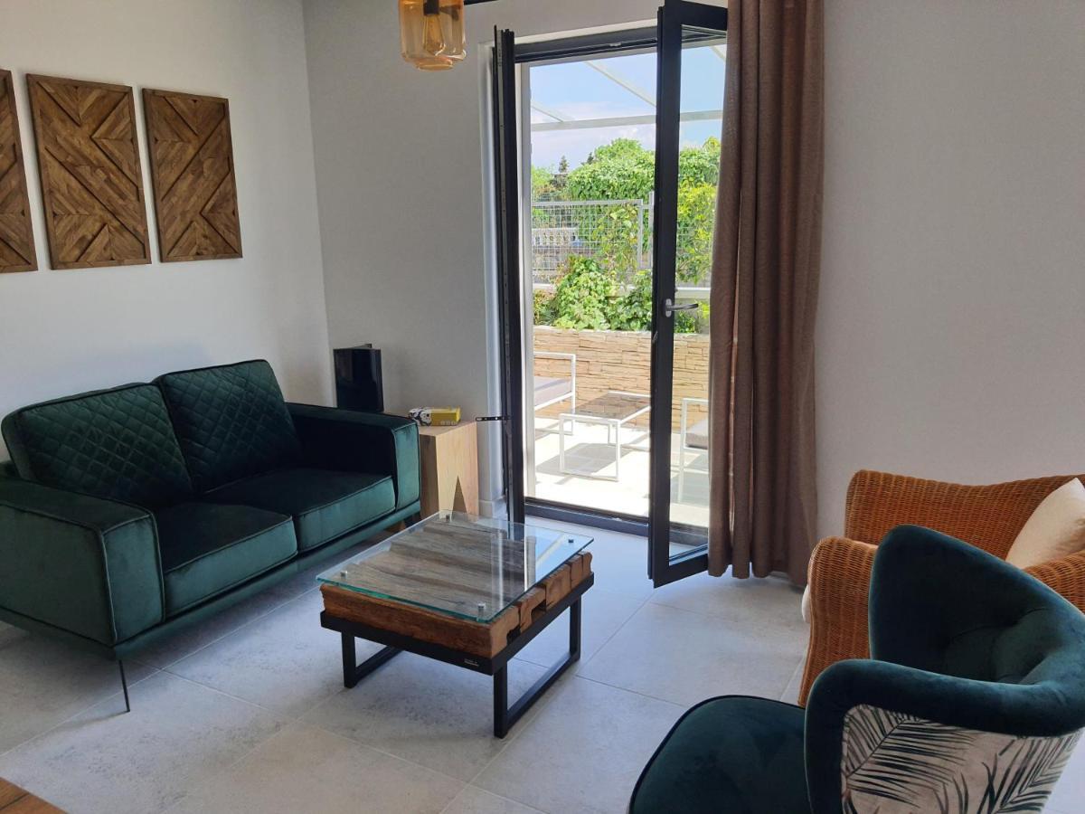 Apartments Krista メドヴェヤ エクステリア 写真